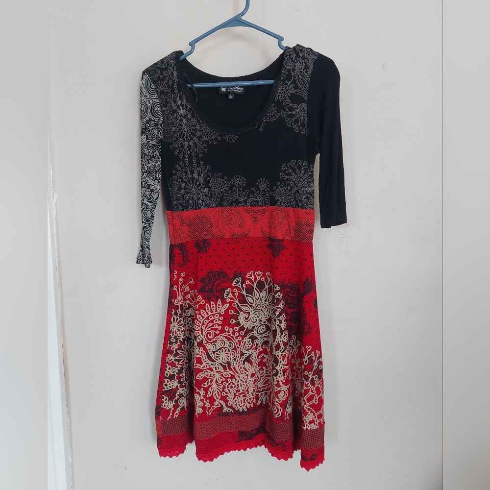 Papillon 3/4 Sleeve Black And Red Dress